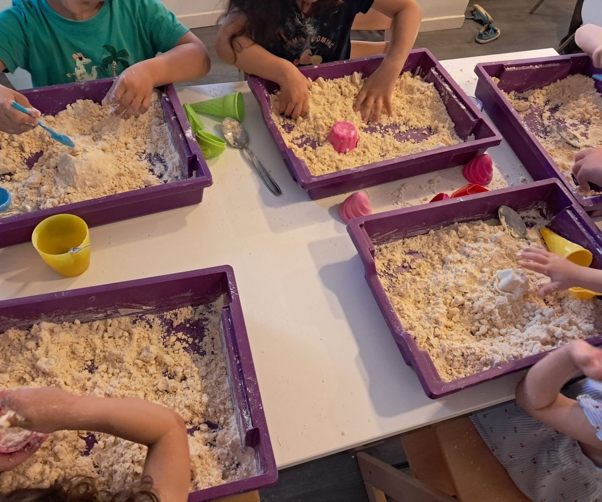 Enfants jouant lors d'un atelier psychomoteur La Maison Positive Lab Roubaix