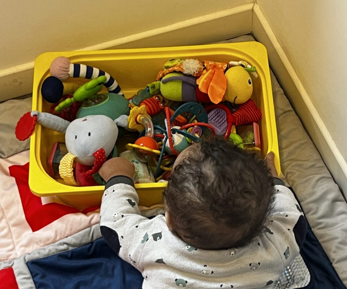 Parents et enfants en activité cuisine au 13 rue Coligny Roubaix